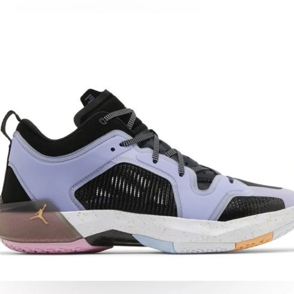 Nike Air Jordan 37 Low GC 'Dongdan'  size 12